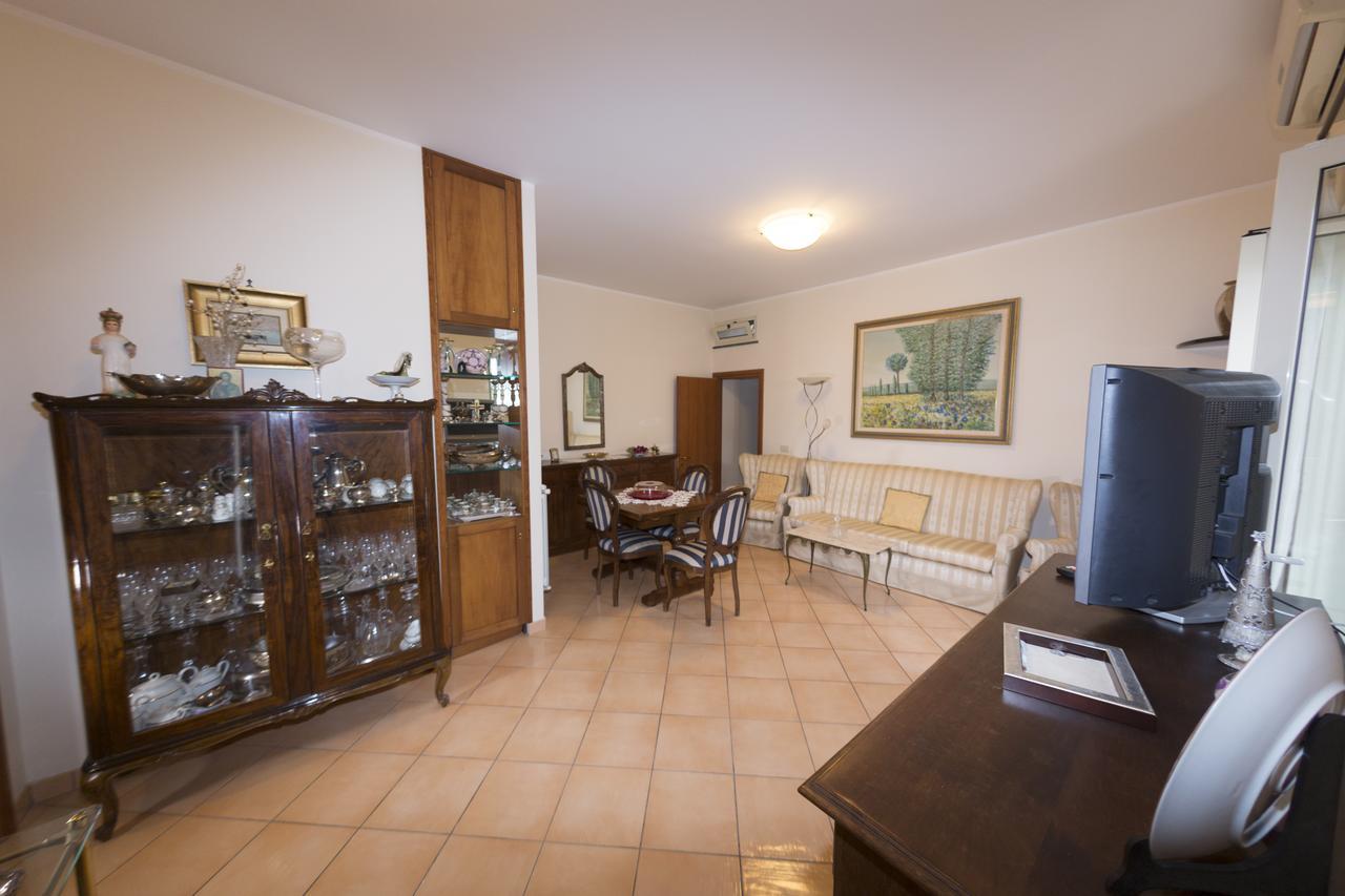 Pompei Deluxe Apartment Formia Eksteriør billede
