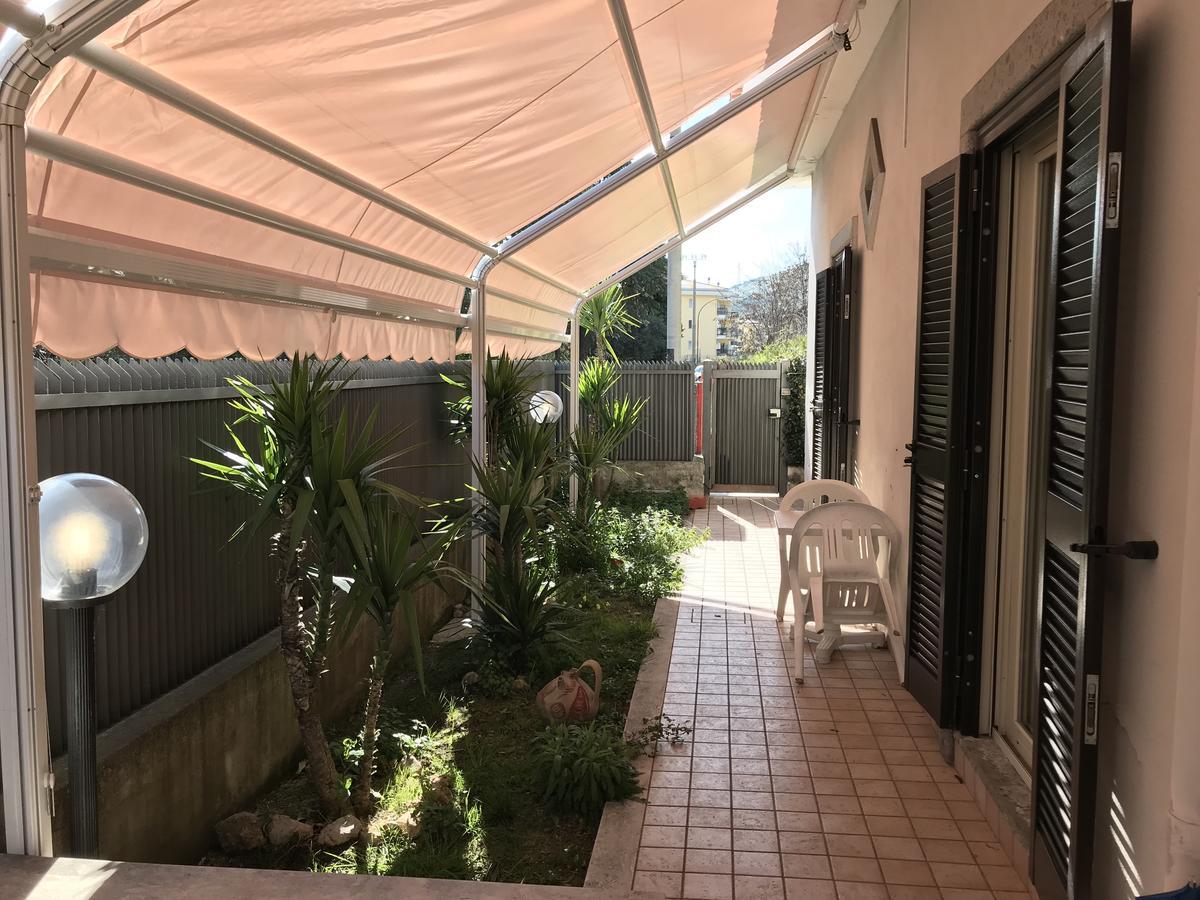 Pompei Deluxe Apartment Formia Eksteriør billede